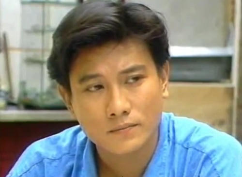 Tài tử Việt rời bỏ hào quang, chăm mẹ già đau ốm 18 năm