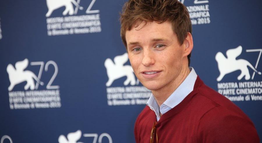 Phim về người chuyển giới đầu tiên gây sốt