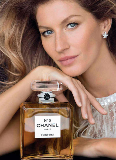 Vì sao Chanel No.5 là huyền thoại về nước hoa