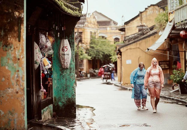 Nín thở "nghe mối gặm cột" nhà hàng trăm tuổi ở Hội An