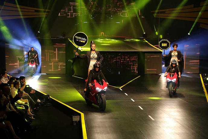 Hương Ly thành quán quân Vietnam's Next Top Model 2015