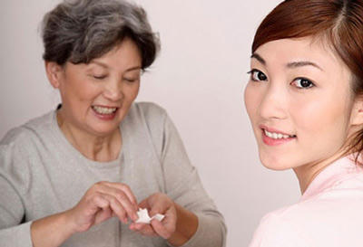 Nỗi niềm của con dâu có mẹ chồng đoảng lại nhiệt tình