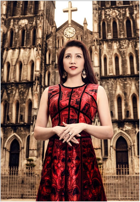 Hoa hậu Ngô Thu Trang - Đẹp như phụ nữ đang yêu