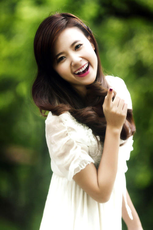 Midu “trả thù tình" Phan Thành