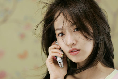 Bí mật trong chiếc điện thoại thứ hai của chồng