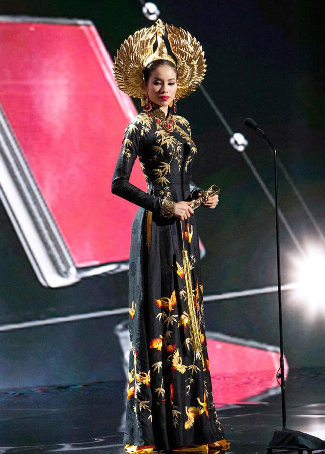 Phạm Hương có làm nên chuyện ở chung kết HH Hoàn vũ?