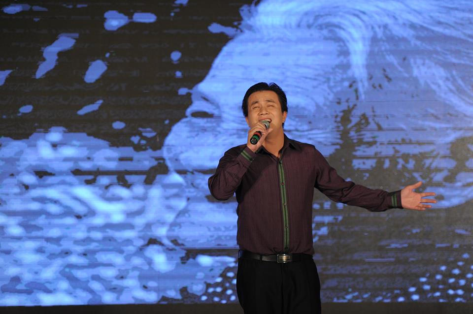 Doanh nhân lấn sân... showbiz trong “Thanks Party“