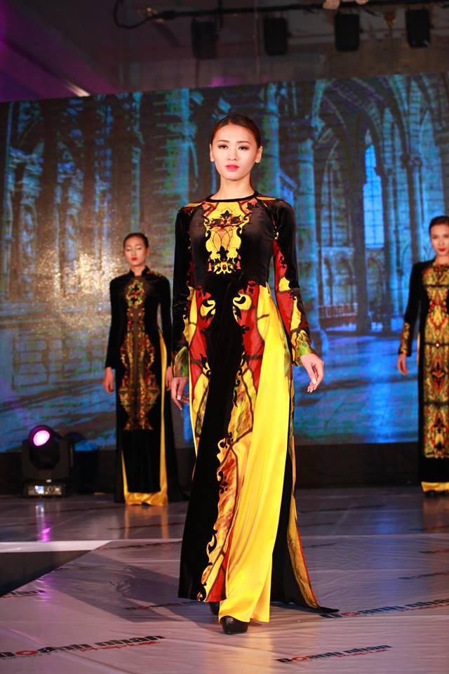 Doanh nhân lấn sân... showbiz trong “Thanks Party“