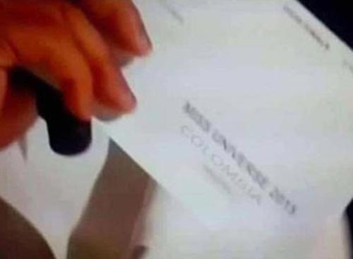 Vạch trần sự thật scandal nhầm vương miện ở HH Hoàn vũ 2015