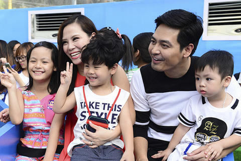 Căn nhà có thể đổ sập của Phan Anh và điều không thể đánh đổi