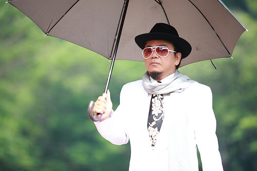 Danh hài nổi tiếng kể chuyện chơi bời mất trắng 550 cây vàng