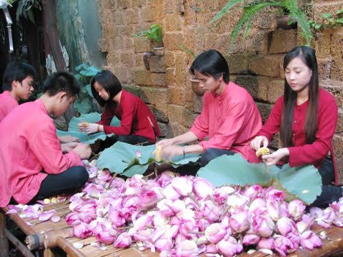 Nhân duyên định mệnh của người đàn ông mê mẩn trà đạo