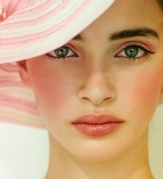 7 nguyên tắc trang điểm lỗi thời nên thay đổi