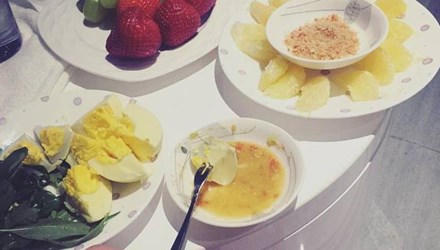 Ngọc Trinh tung bằng chứng về tin đồn mang bầu