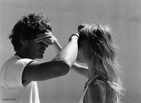 Mất tôi, anh chỉ như mất một người dưng...