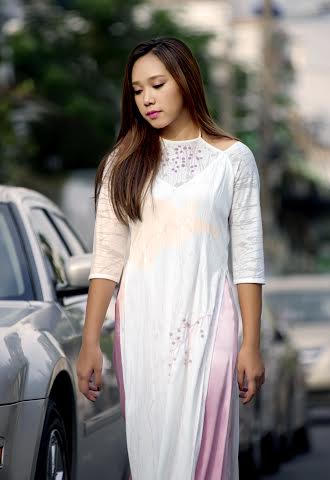 NTK Chương Đặng: Áo dài là 'công cụ' hỗ trợ tuyệt vời cho nhan sắc