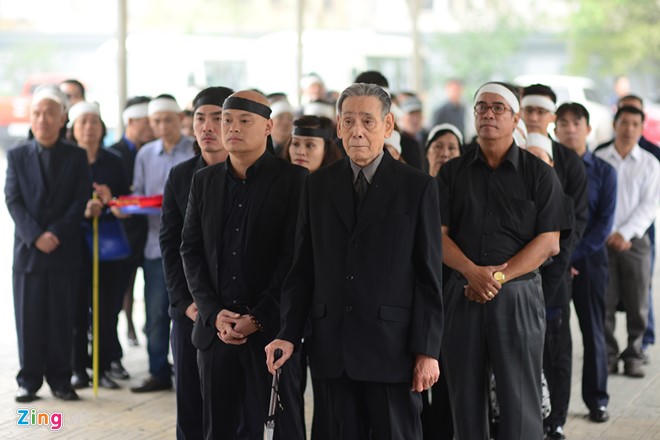 Nghệ sỹ xúc động tiễn đưa NS Thanh Tùng về cõi hư vô