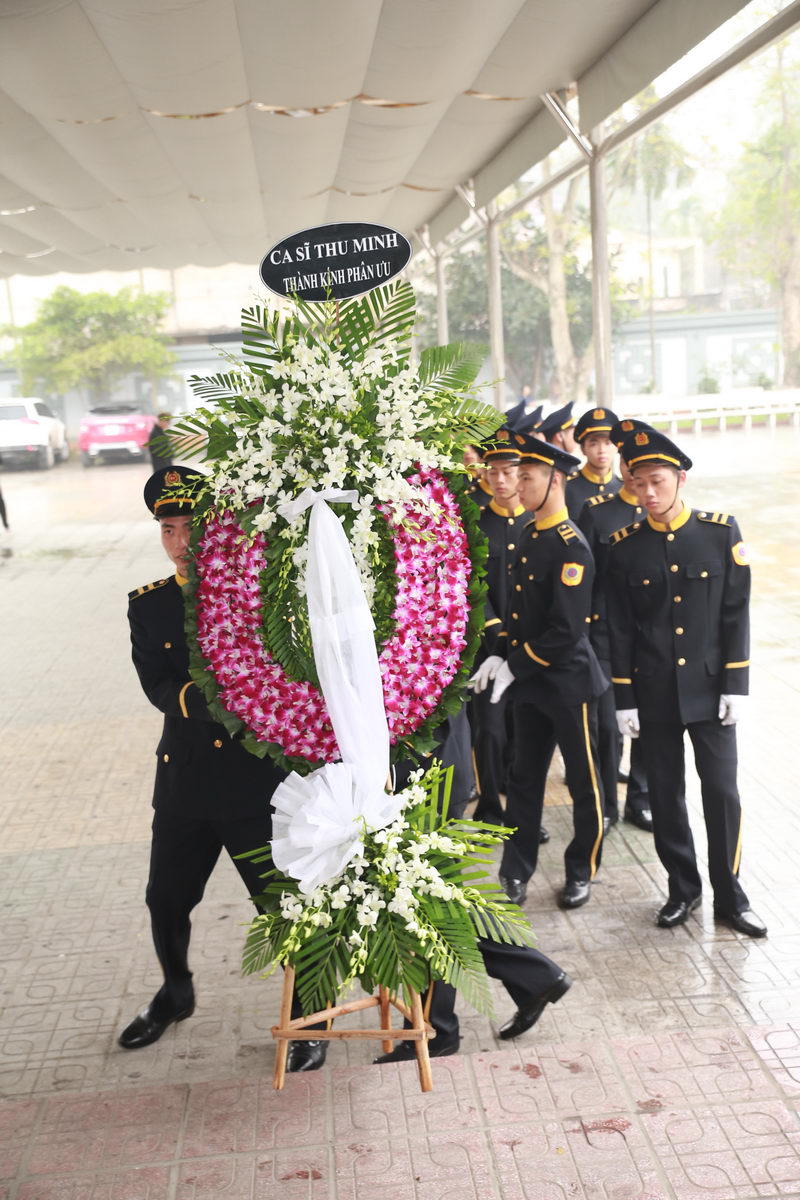 Nghệ sỹ xúc động tiễn đưa NS Thanh Tùng về cõi hư vô