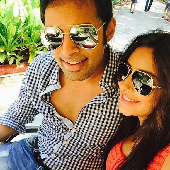 'Cô dâu 8 tuổi' Pratyusha Banerjee tự tử khi đang mang thai?
