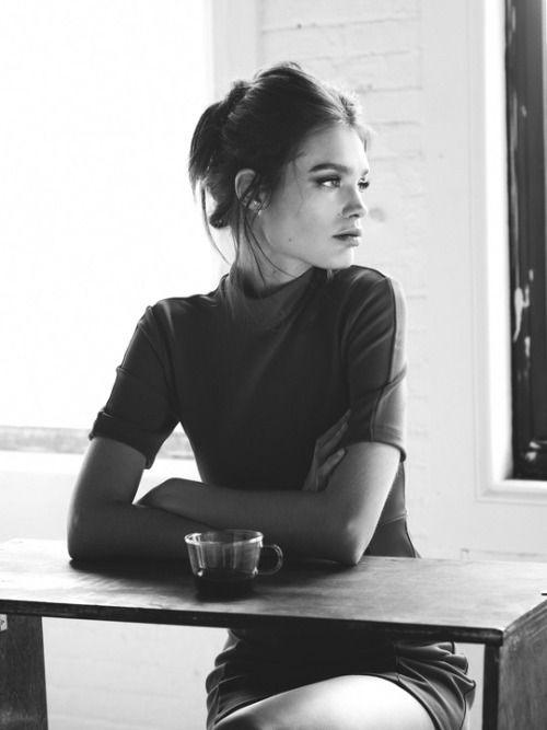 Cô đơn như cà phê một mình