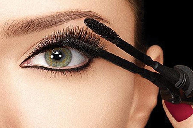 6 sai lầm khi trang điểm khiến bạn già đi 10 tuổi