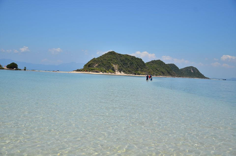 Điệp Sơn - Hành trình để đi bộ trên biển