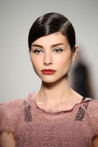 Ấn tượng với phong cách trang điểm mắt lấy cảm hứng từ động vật