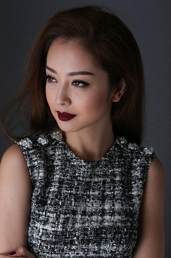 Sao Việt nào đẹp nhất khi theo trào lưu môi trầm?