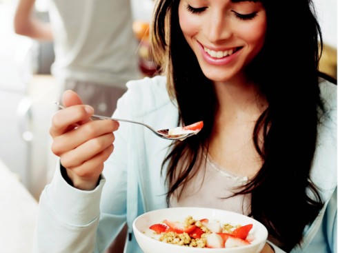 3 'bí quyết vàng' chăm sóc da nhạy cảm mùa hè