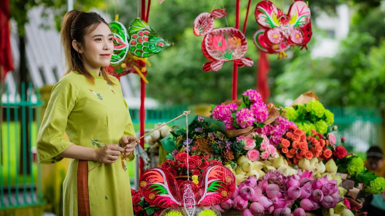 Việt kiều Mỹ bay hơn 13.000km để chụp ảnh trên con đường đẹp nhất Buôn Ma Thuột