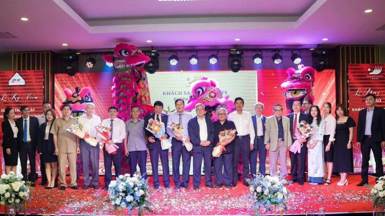 Phong hạng 4 sao Khách sạn Elephants tại Buôn Ma Thuột