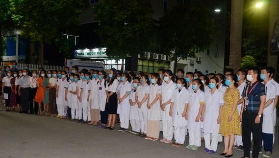 Trường ĐH Y khoa Vinh xuất quân hỗ trợ phòng, chống dịch Covid -19