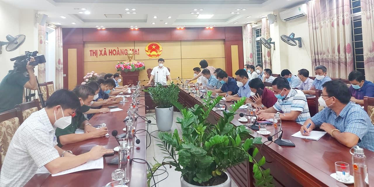 Tạm đình chỉ công tác Bí thư, Chủ tịch phường sau khi có ca bệnh ngoài cộng đồng