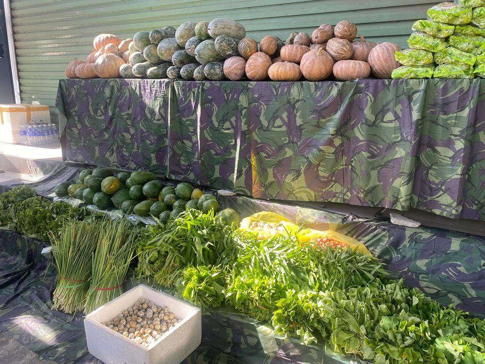 Hơn 2,3 tỷ đồng giá trị hàng hóa từ “Gian hàng 0 đồng” được trao cho người dân