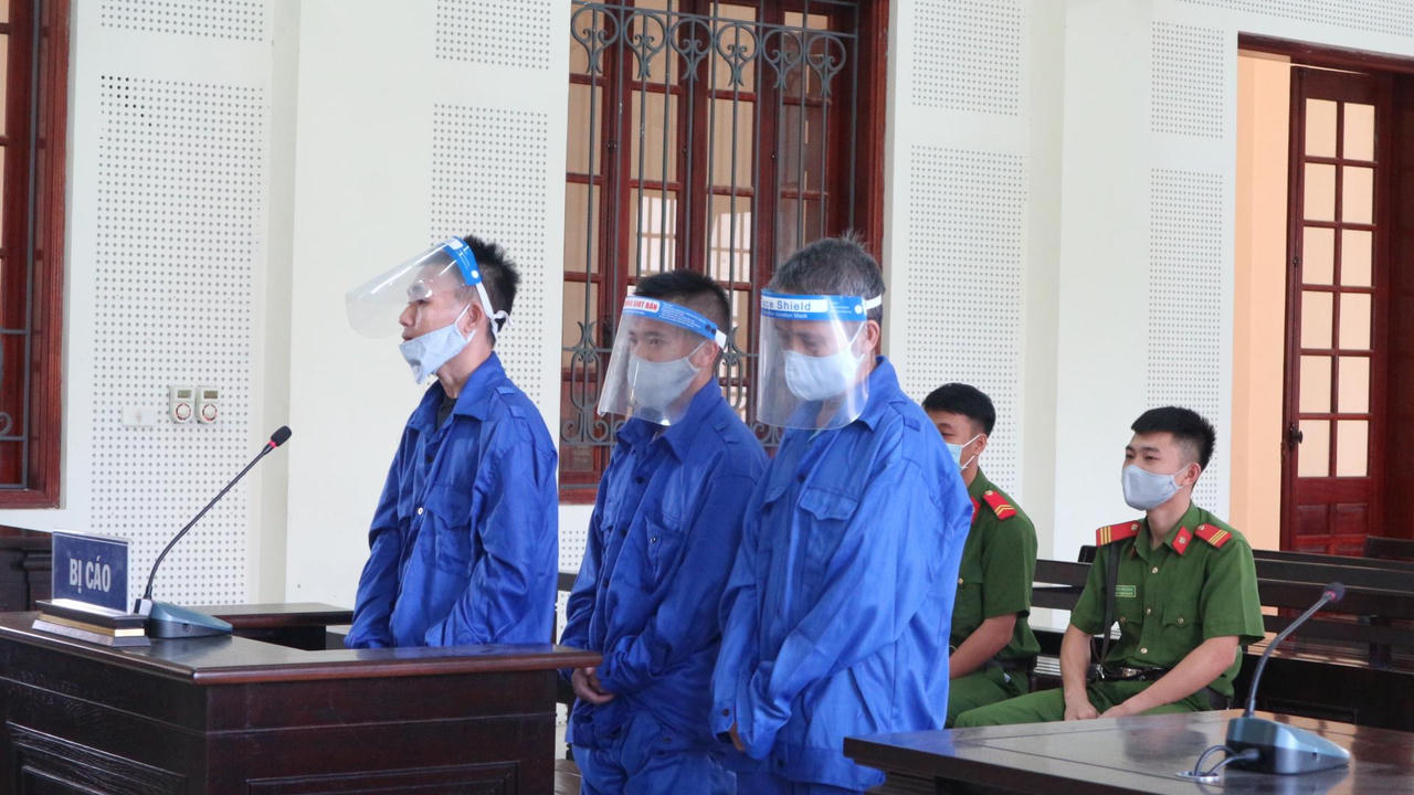 “Lệnh” cho con trai đi buôn ma túy, cha con “hội ngộ” trong nhà tù