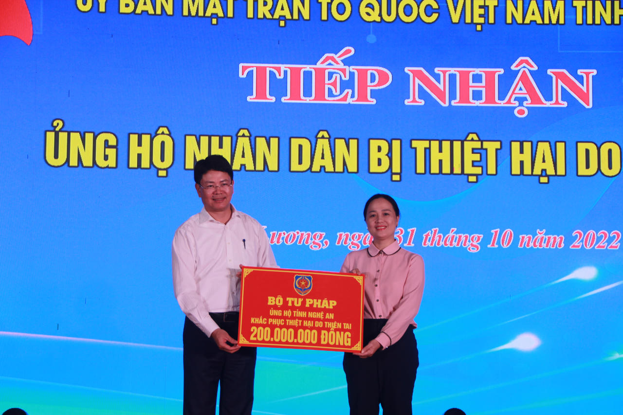 Ấn tượng Ngày Pháp luật ở Nghệ An