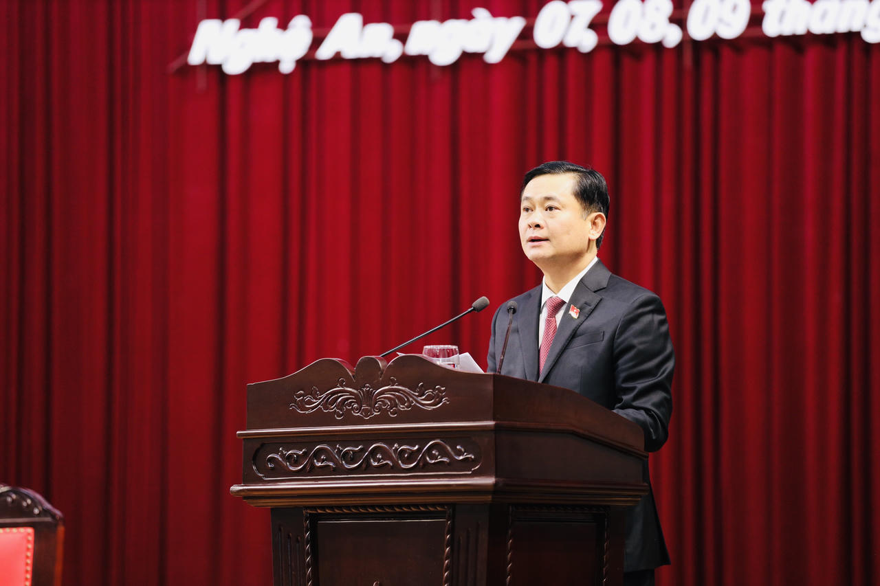 HĐND tỉnh Nghệ An khóa XVIII khai mạc Kỳ họp thứ 11