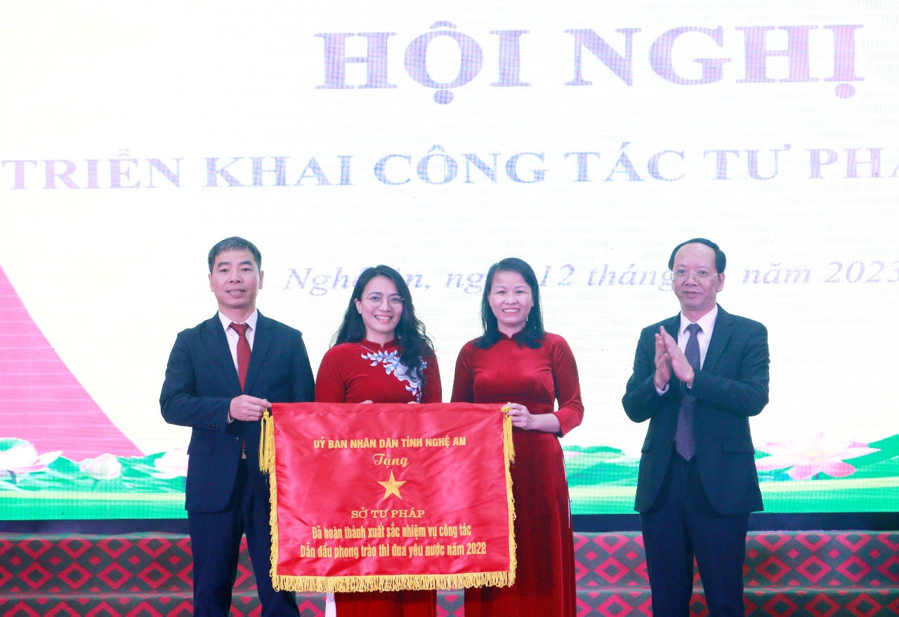 Thứ trưởng Đặng Hoàng Oanh dự Hội nghị triển khai công tác Tư pháp Nghệ An năm 2023