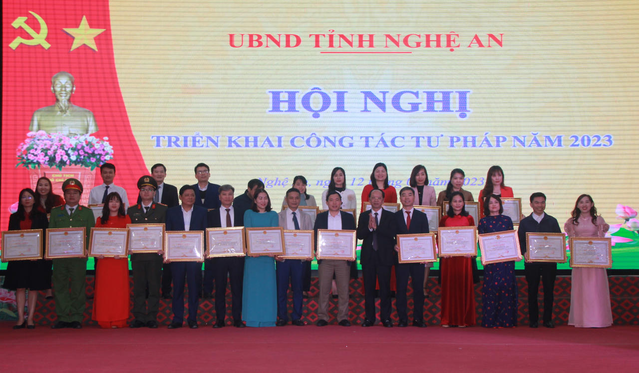 Thứ trưởng Đặng Hoàng Oanh dự Hội nghị triển khai công tác Tư pháp Nghệ An năm 2023
