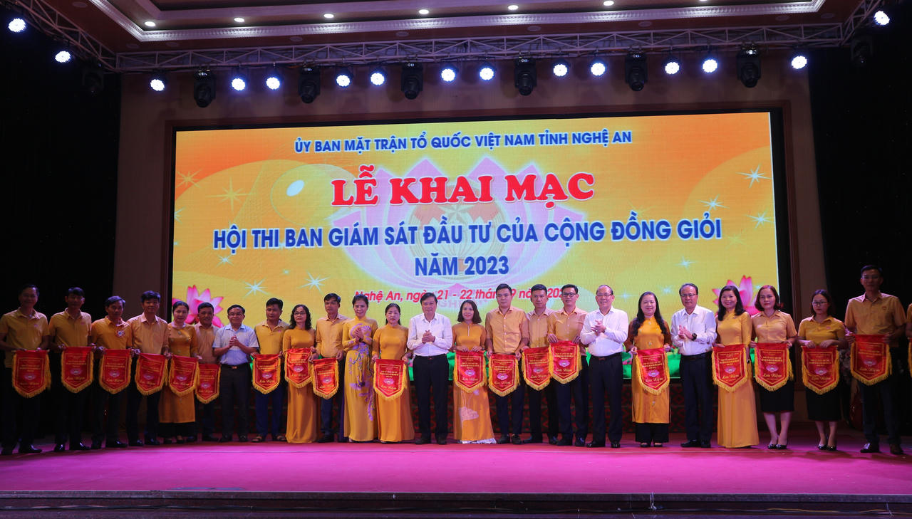 Sôi nổi Hội thi Ban giám sát đầu tư của cộng đồng giỏi ở Nghệ An