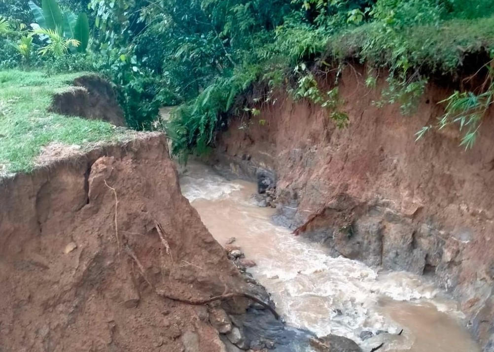 Quả bom 'khủng' bất ngờ lộ thiên ở Nghệ An