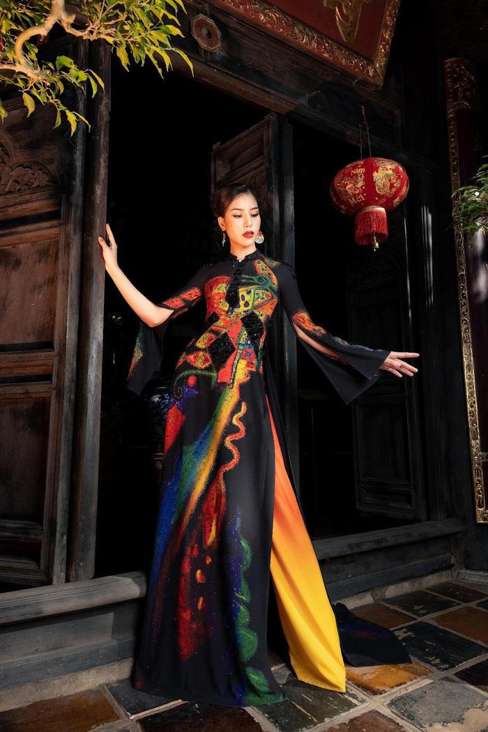 Đỗ Trịnh Hoài Nam giới thiệu bộ sưu tập "Giấc mơ" tại Lễ hội Áo dài TPHCM