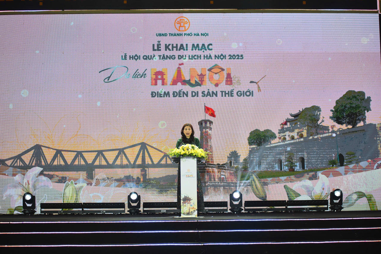 Khai mạc Lễ hội Quà tặng Du lịch 2025 với chủ đề "Du lịch Hà Nội - Điểm đến Di sản Thế giới" 