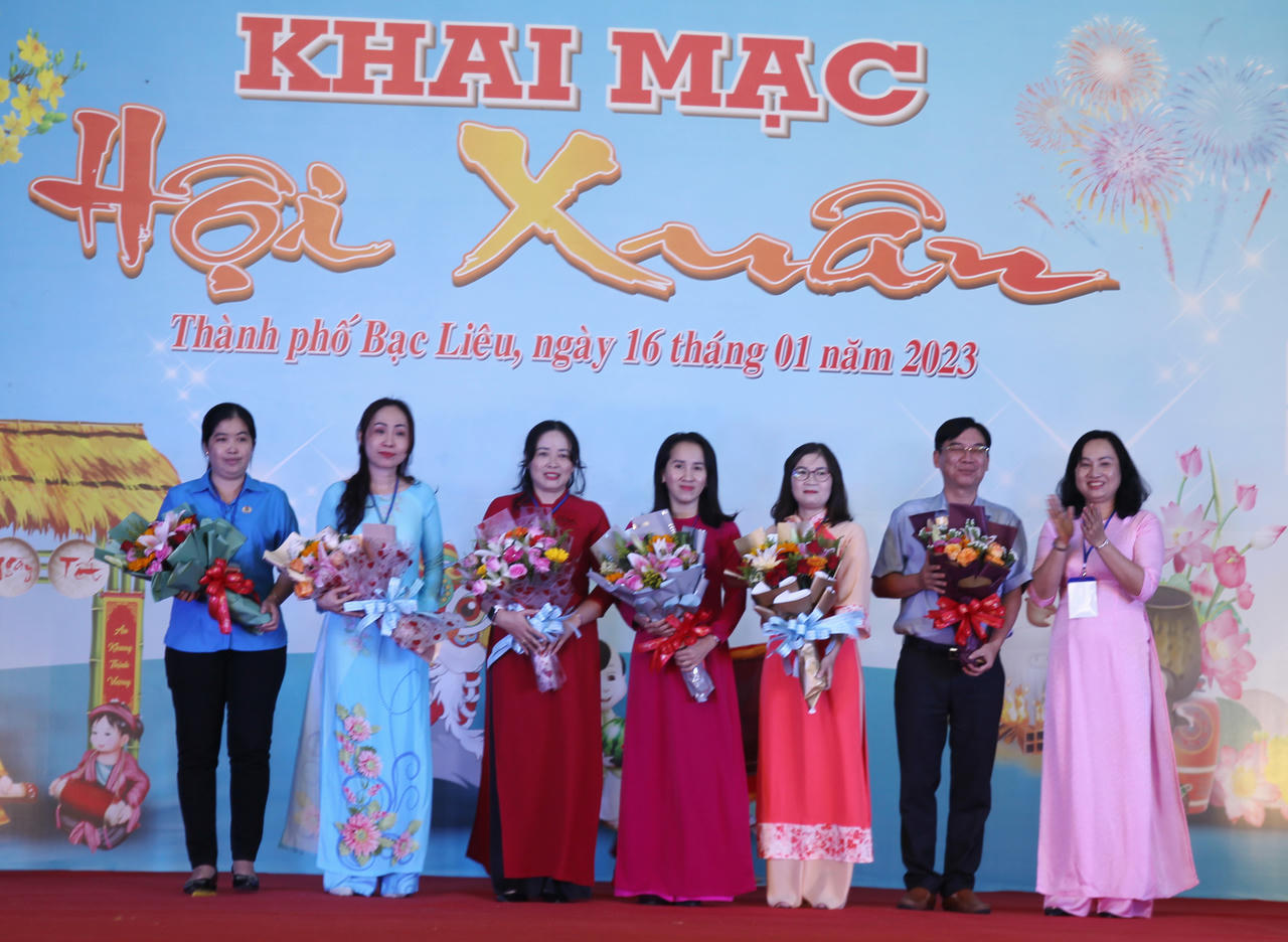 Tái hiện lại không gian sinh hoạt Văn hóa “Chợ quê xưa” trong những ngày Tết