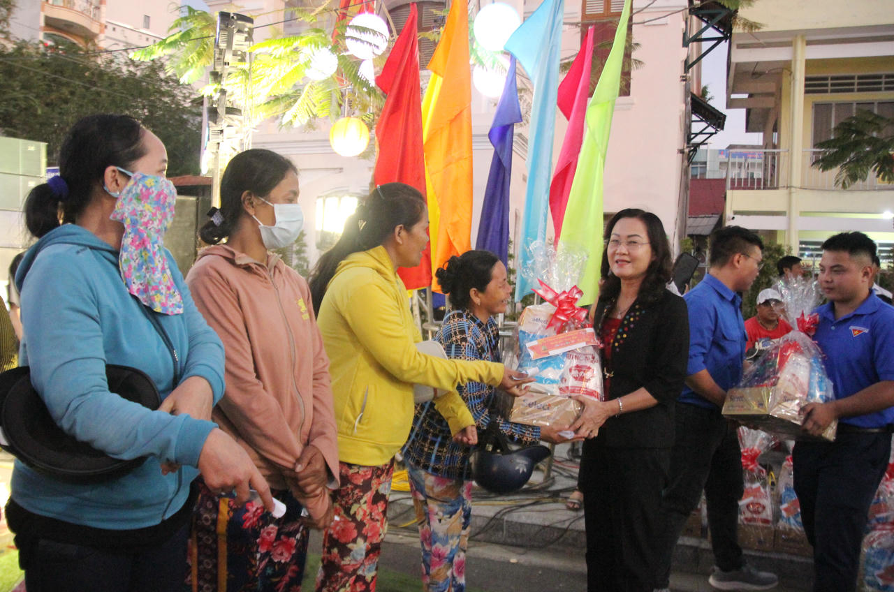 Tái hiện lại không gian sinh hoạt Văn hóa “Chợ quê xưa” trong những ngày Tết