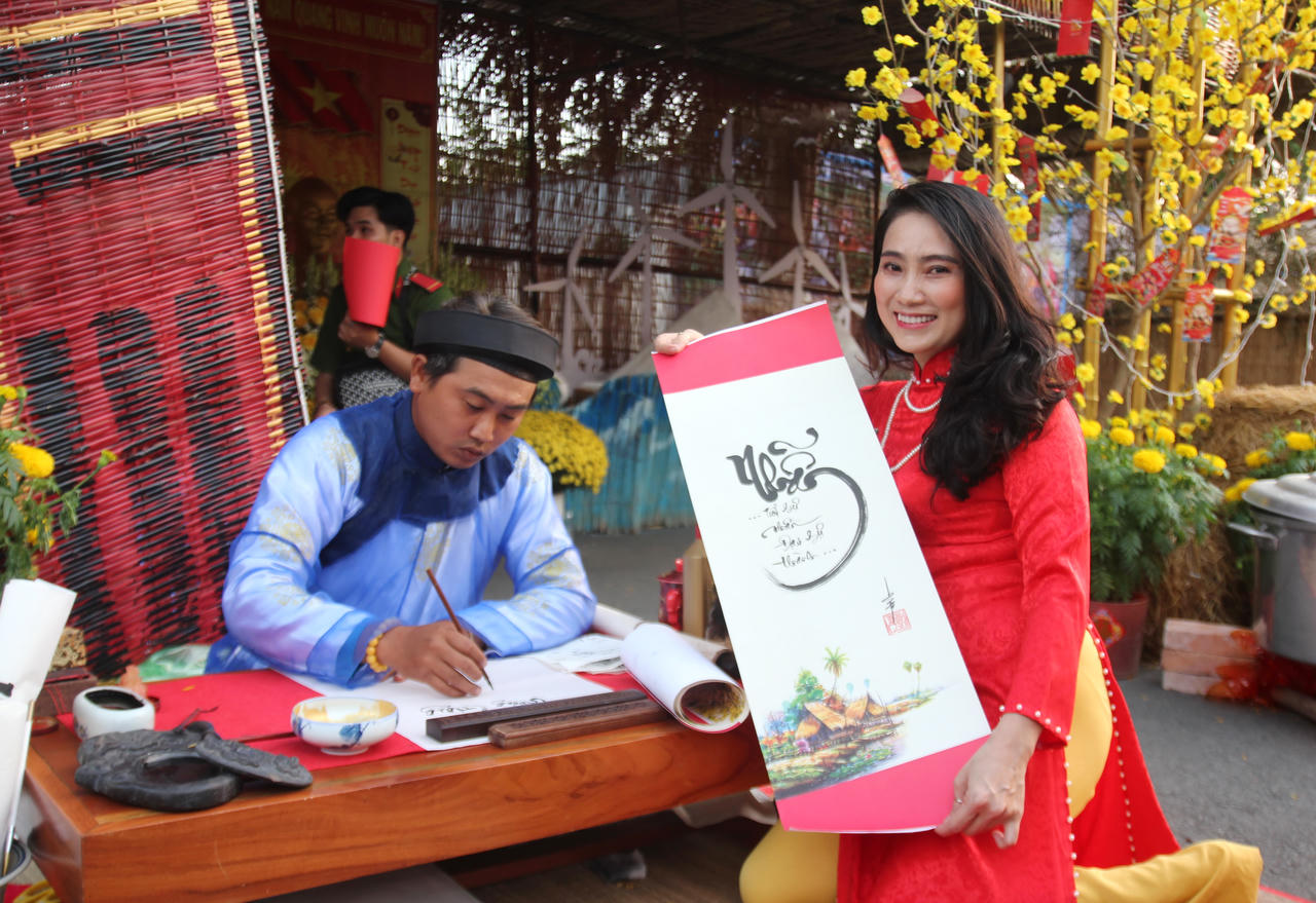 'Chợ quê ngày Tết' Bạc Liêu, rưng rưng ký ức ùa về