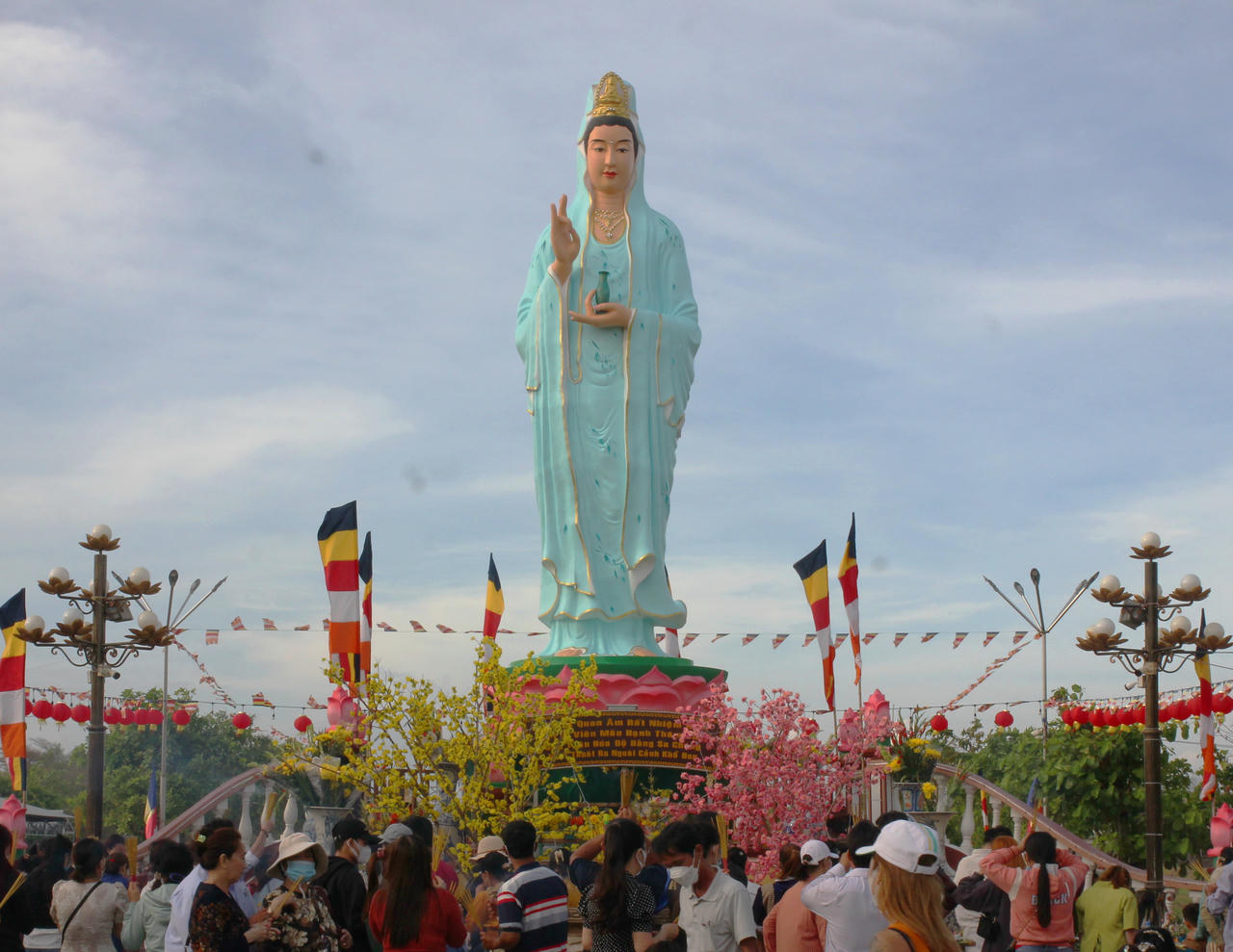 Về Bạc Liêu đi chùa xin lộc đầu năm 
