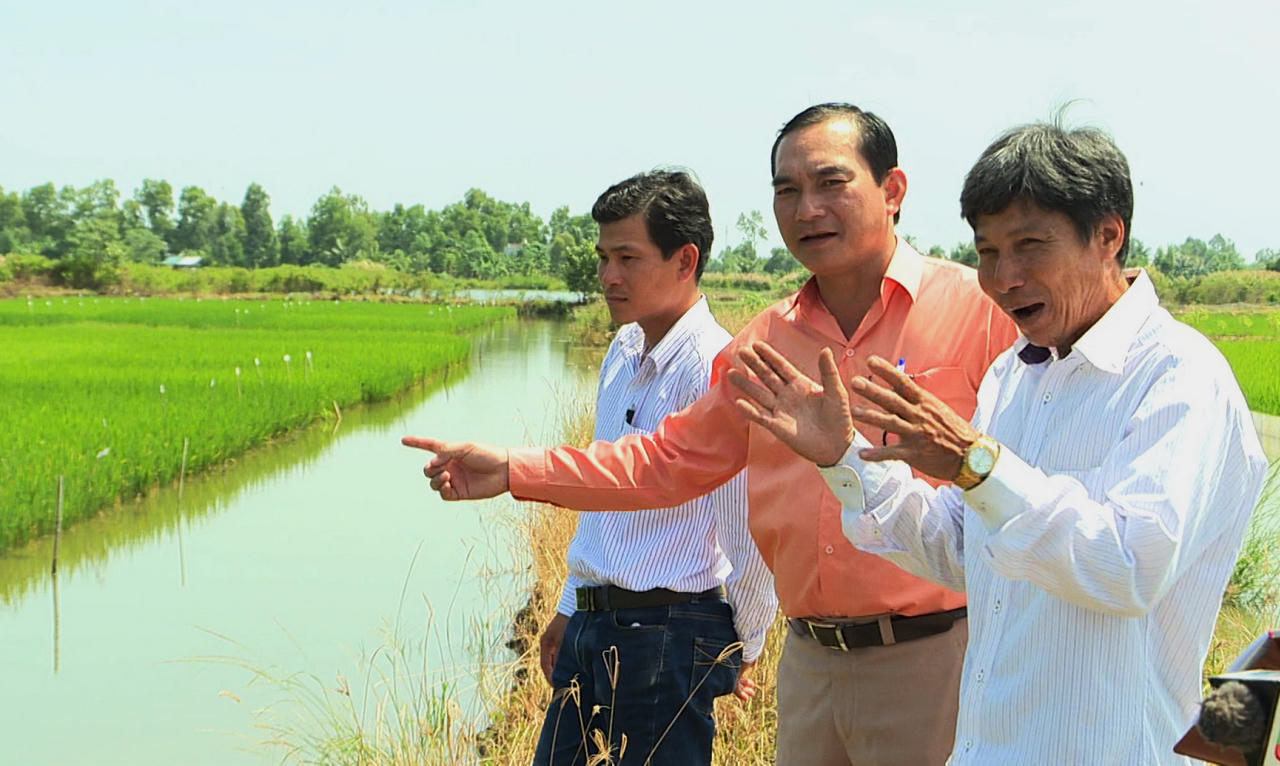 Kết hợp lúa tôm nông dân Cà Mau thu lãi gần 200 triệu đồng/năm