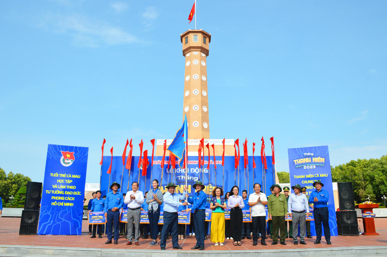 Khởi động Tháng thanh niên: Trồng 3.000 cây đước tại Mũi Cà Mau