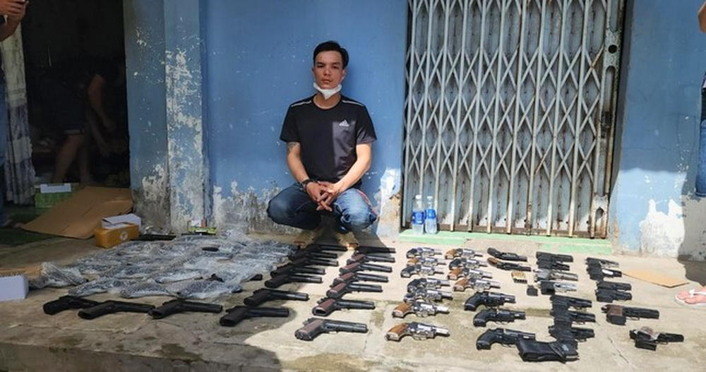 Công an Kiên Giang ngăn chặn vận chuyển vũ khí quân dụng qua đường bưu điện…